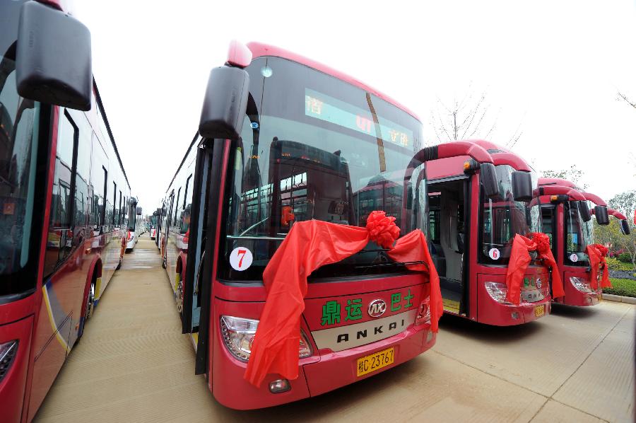 #（社會）（2）廣西首批天然氣公交車投入運營